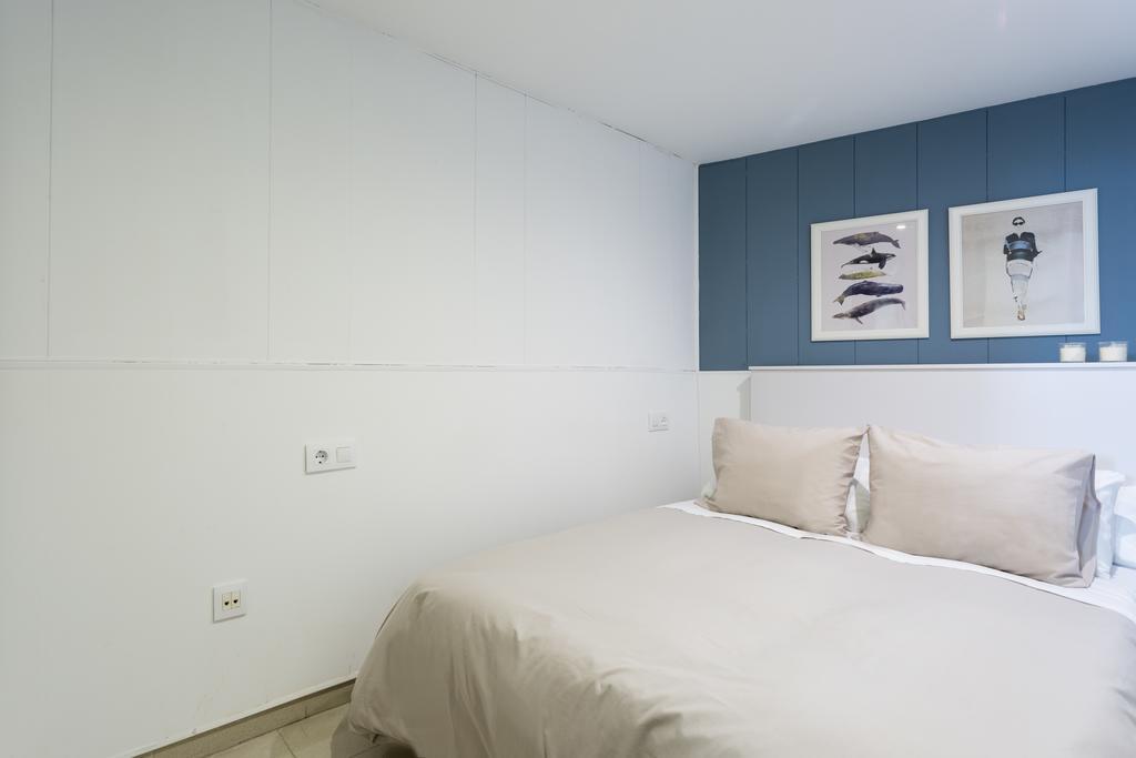 Apartamentos Diaber Gerona 22 Sevilla Eksteriør bilde